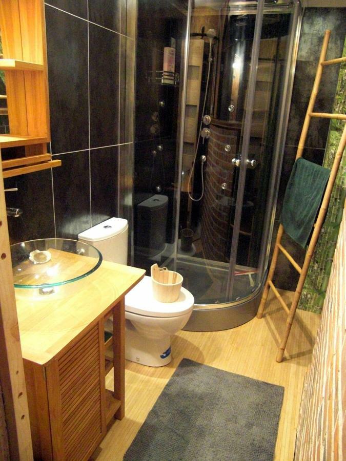 Les Hirondelles Hotel Sainte-Suzanne  Ngoại thất bức ảnh